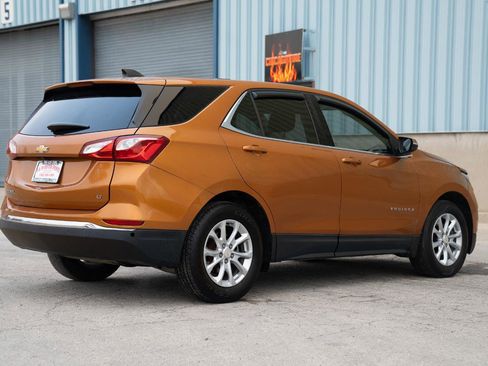 Used 2018 Chevrolet Equinox LT FWD image 13