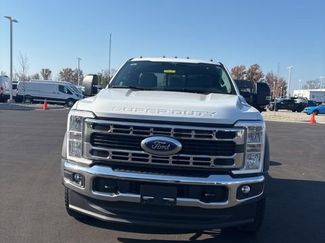 New 2026 Ford F550 4x4 SuperCab Super Duty w/ XL Chrome Package video 3