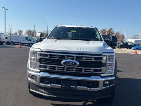 New 2026 Ford F550 4x4 SuperCab Super Duty w/ XL Chrome Package image 3