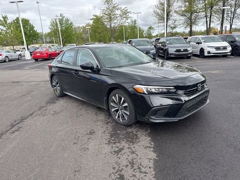 Used 2023 Honda Civic EX image 5