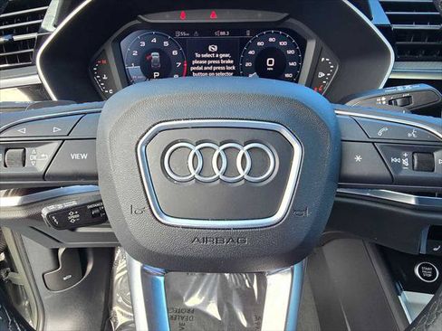 Used 2023 Audi Q3 2.0T Premium Plus w/ Premium Plus Package AWD/4WD image 25