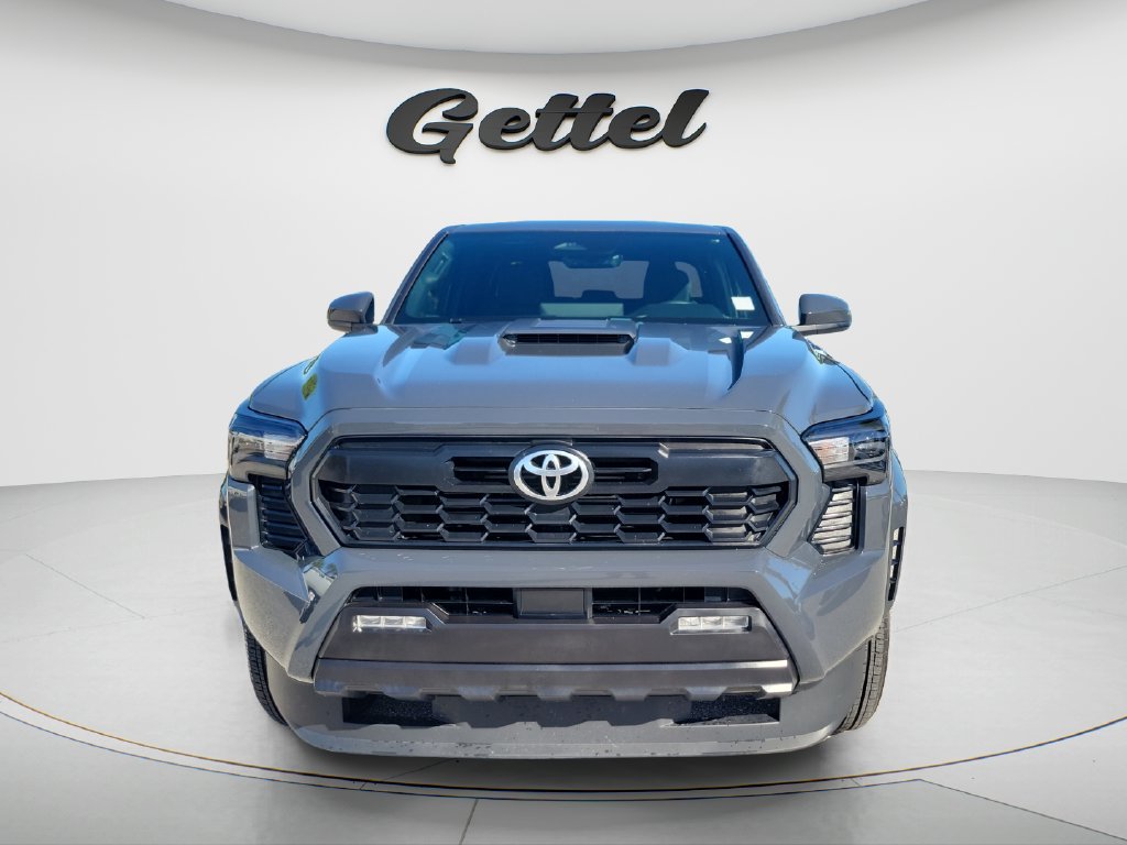 Certified 2025 Toyota Tacoma TRD Sport RWD image 2