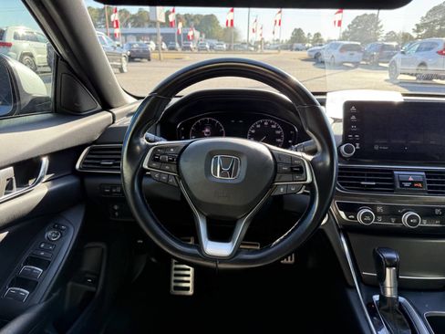 Used 2020 Honda Accord Sport image 9