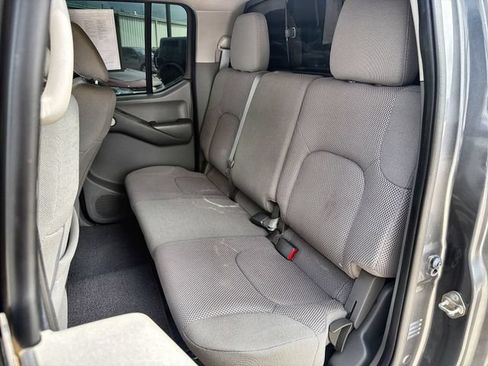 Used 2019 Nissan Frontier SV w/ Value Truck Package RWD image 21