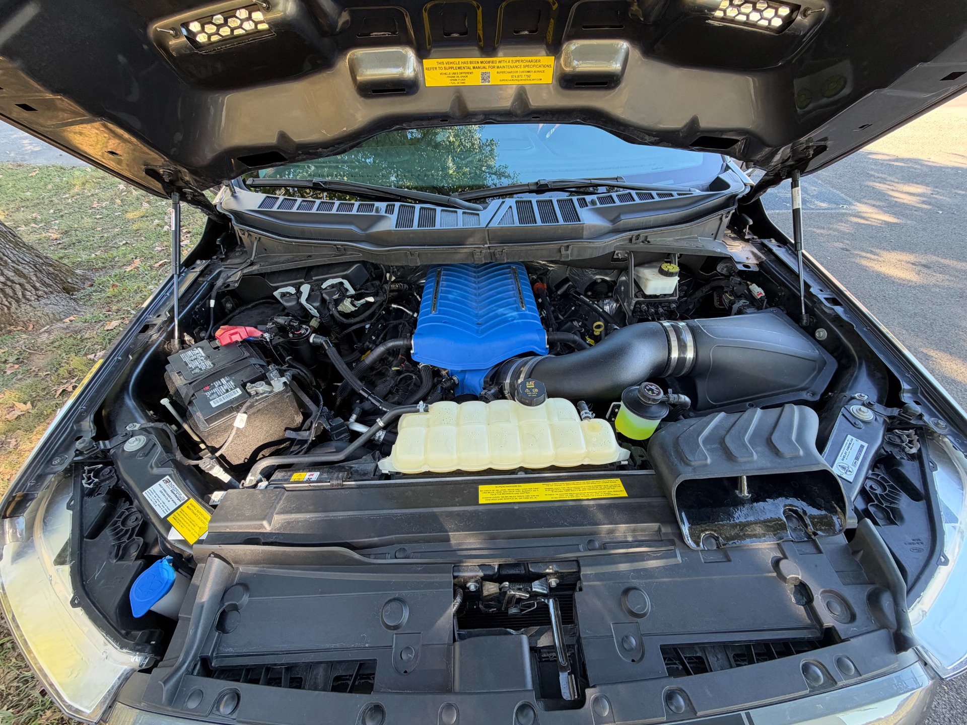 Used 2023 Ford F150 Lariat w/ Equipment Group 502A High AWD/4WD image 58