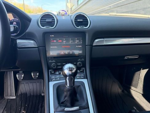 Certified 2024 Porsche 718 Cayman S image 24