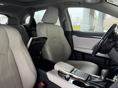 Used 2021 Lexus RX 450h AWD w/ Luxury Package image 26