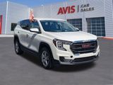 Used 2024 GMC Terrain SLE image 3