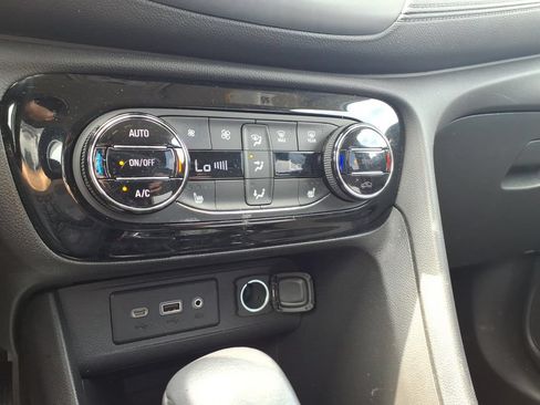 Certified 2023 Buick Encore GX Select w/ Safety Package II FWD image 19
