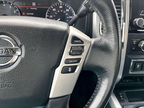 Used 2020 Nissan Titan SV w/ SV Convenience Package image 23