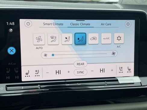 New 2026 Volkswagen Atlas SE FWD image 28