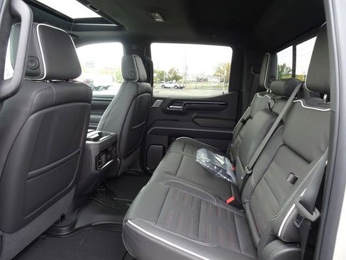 New 2026 GMC Sierra 1500 AT4X AWD/4WD image 18