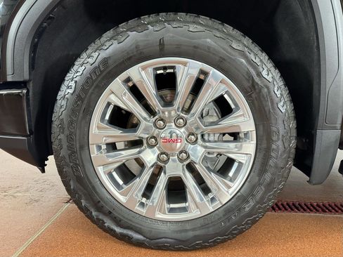 Used 2022 GMC Sierra 1500 Denali image 9