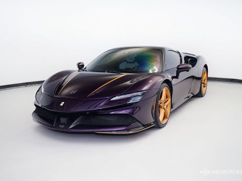 Used 2024 Ferrari SF90 Spider AWD/4WD image 2