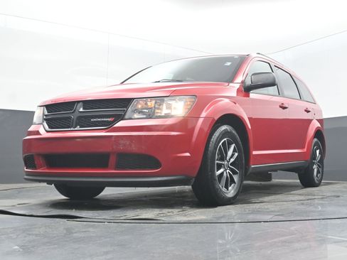 Used 2018 Dodge Journey SE w/ Blacktop Package FWD image 24