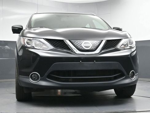 Used 2018 Nissan Rogue Sport SV w/ SV Technology Package image 21