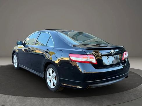 Used 2011 Toyota Camry SE image 7