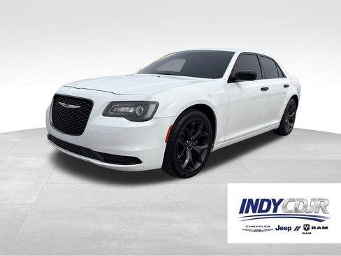 Used 2021 Chrysler 300 Touring w/ Sport Appearance Package image 1