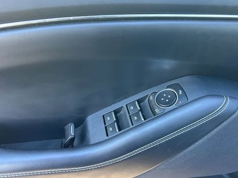 Used 2024 Ford Mustang Mach-E Select image 12