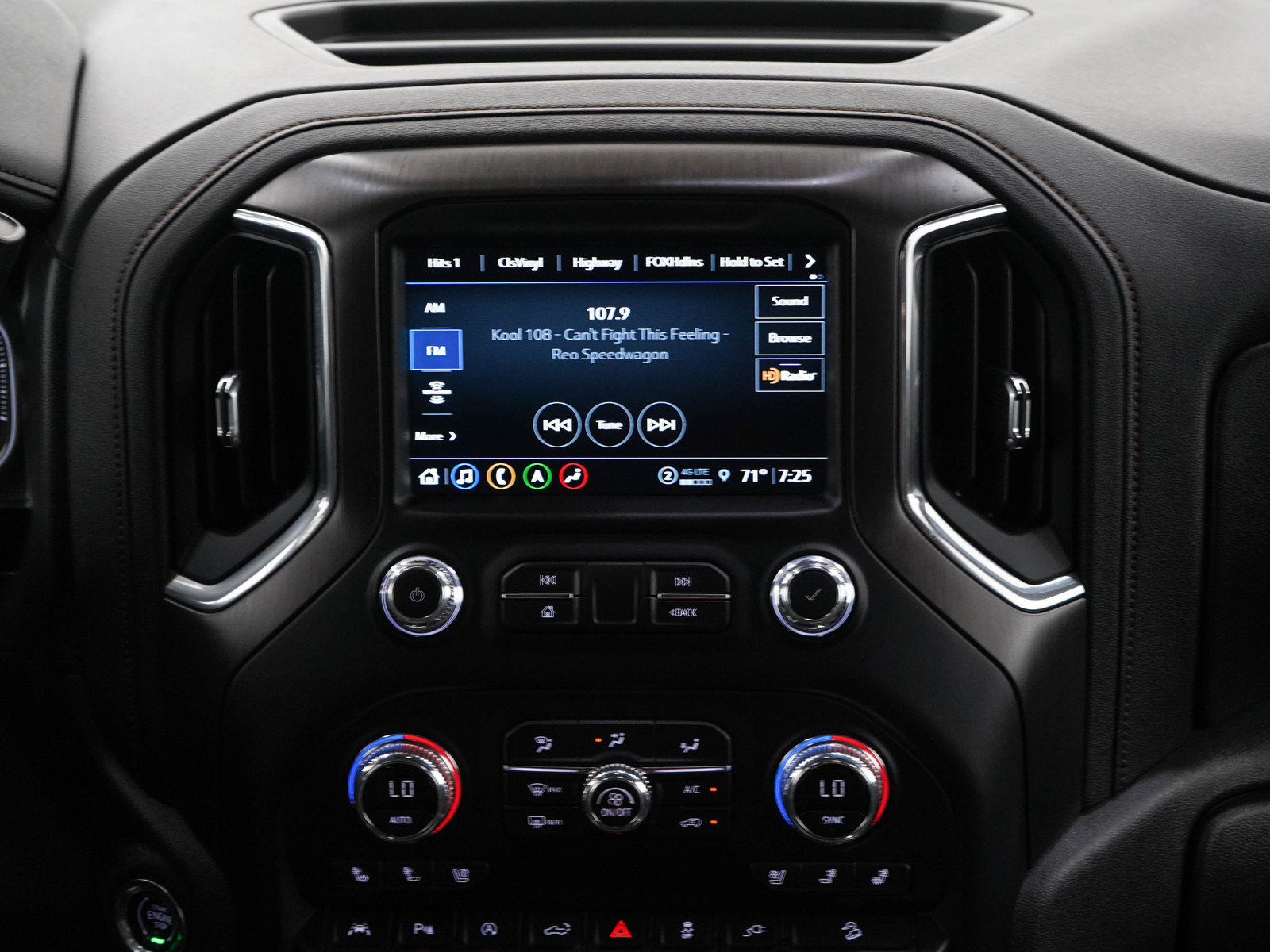 Used 2021 GMC Sierra 1500 AT4 w/ AT4 Value Package AWD/4WD image 15