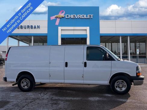 Used 2016 Chevrolet Express 2500 Extended image 4