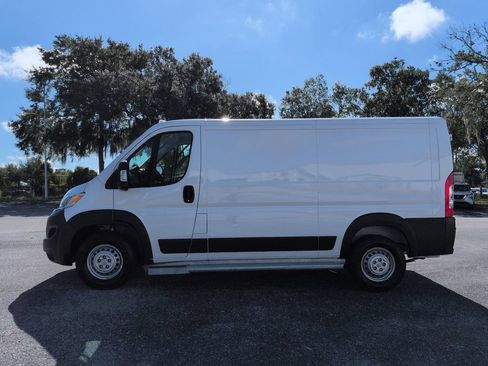 Used 2025 RAM ProMaster 2500 w/ U-Haul Equipment Group FWD image 7