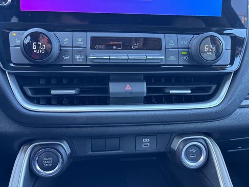 New 2026 Toyota Grand Highlander XLE image 14