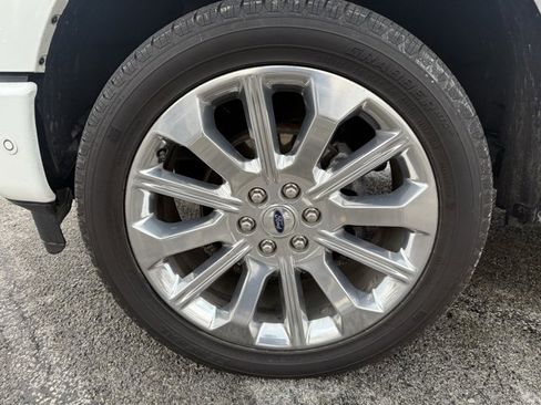 Used 2022 Ford F150 Limited image 9