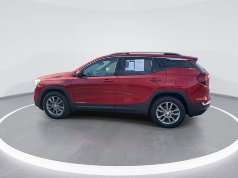 Used 2024 GMC Terrain SLT image 6