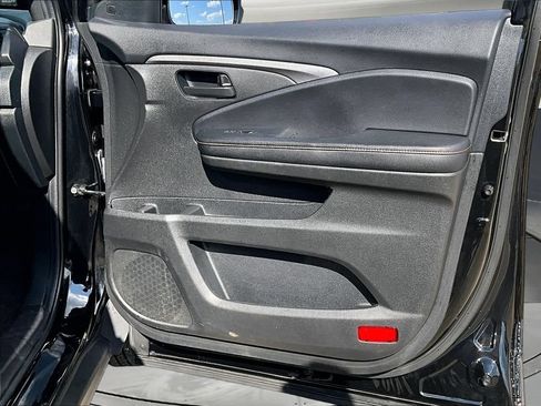 Used 2023 Honda Passport TrailSport image 32