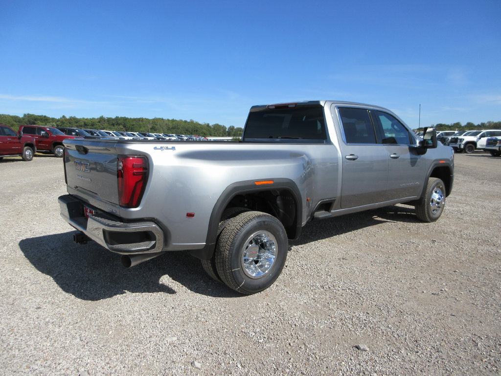 New 2026 GMC Sierra 3500 SLE w/ SLE Value Package AWD/4WD image 5