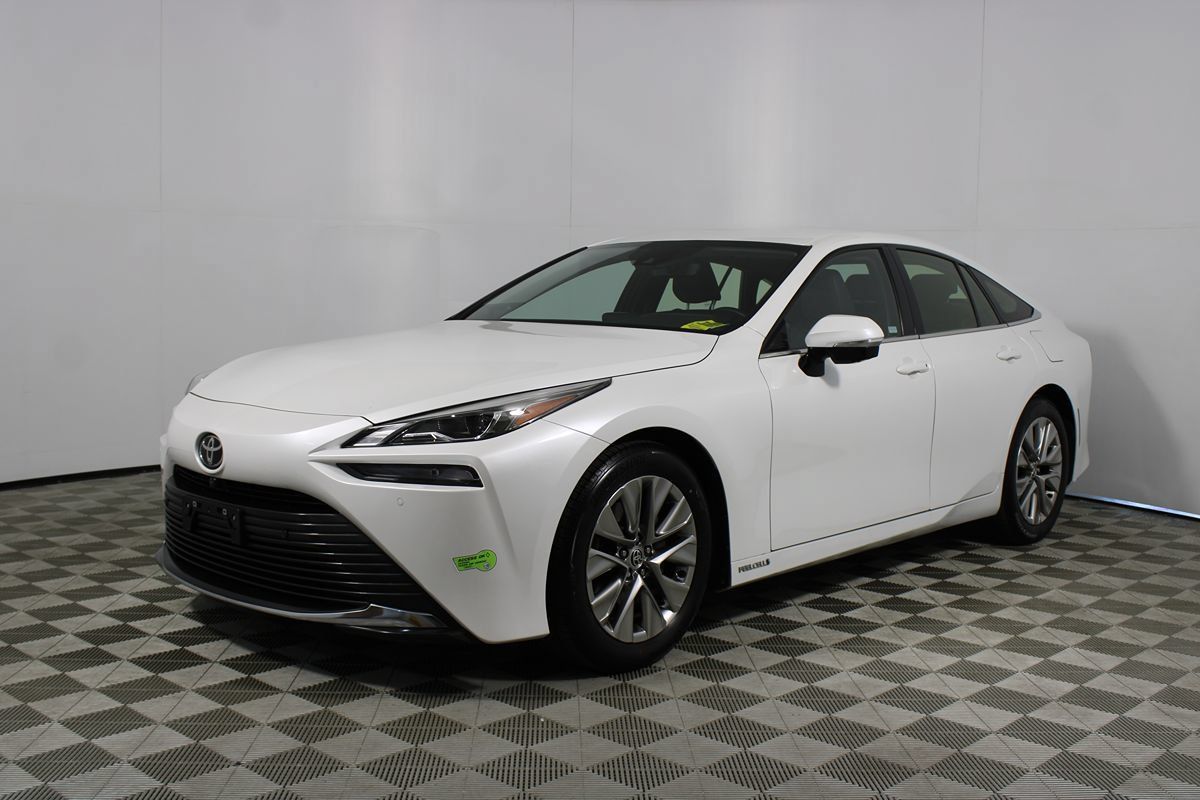 Used 2023 Toyota Mirai w/ Advanced Technology Package RWD image 45