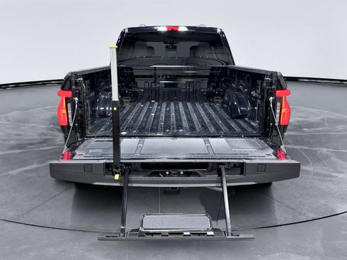 Used 2025 Ford F150 Lightning Flash AWD/4WD image 29