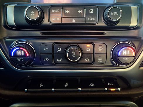 Used 2016 Chevrolet Silverado 1500 LTZ w/ LTZ Plus Package image 13