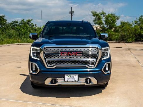 Used 2021 GMC Sierra 1500 Denali w/ Technology Package AWD/4WD image 2