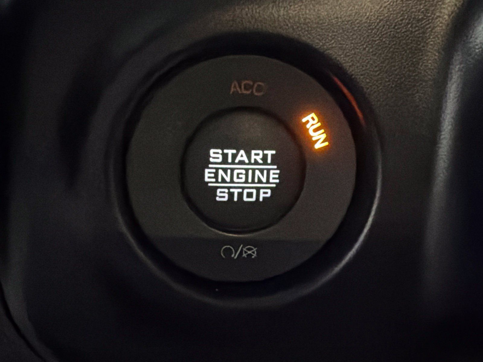 Used 2023 Jeep Wrangler Unlimited Sahara AWD/4WD image 27