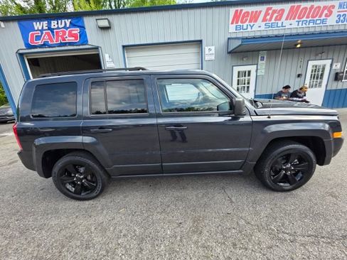 Used 2015 Jeep Patriot Sport w/ Power Value Group image 4