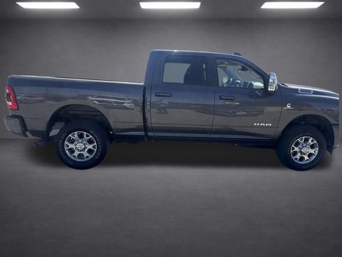 Used 2024 RAM 2500 Laramie w/ Safety Group AWD/4WD image 19
