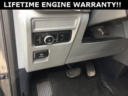Used 2024 Ford F150 XLT image 12
