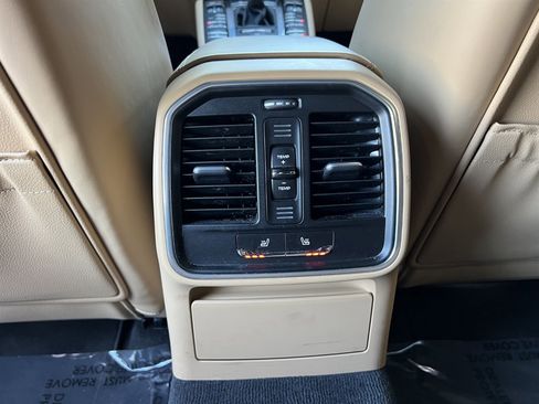 Used 2017 Porsche Macan S image 14