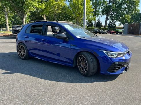 Used 2022 Volkswagen Golf R AWD/4WD image 2