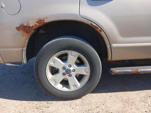 Used 2005 Ford Explorer Sport XLT AWD/4WD image 13