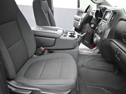 Used 2020 Chevrolet Silverado 1500 Custom w/ Custom Value Package AWD/4WD image 15