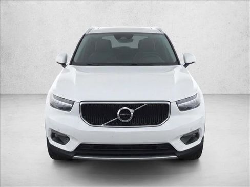 Used 2019 Volvo XC40 T5 Momentum AWD/4WD image 2