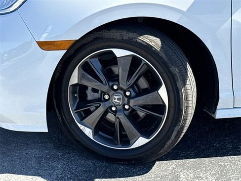 Used 2023 Honda Odyssey Elite image 42