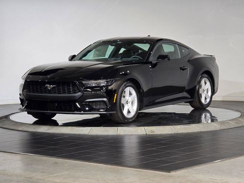 New 2026 Ford Mustang Premium image 5