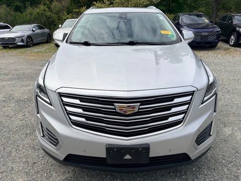 Used 2018 Cadillac XT5 Premium Luxury FWD image 2