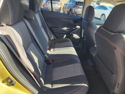 Used 2021 Subaru Crosstrek 2.0i Premium w/ Moonroof Package image 9