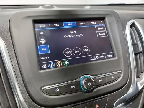 Certified 2022 Chevrolet Equinox LT image 30