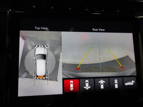 Used 2022 Jeep Grand Cherokee Overland w/ Advanced Protech Group III image 30